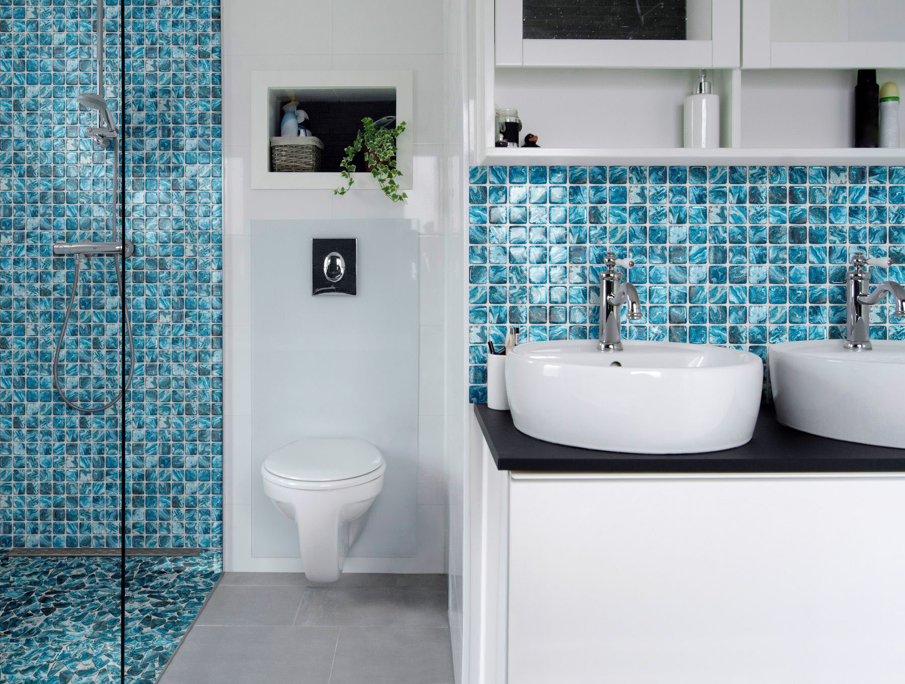 Glass Pebble Blue + Glass Square Blue Marble Pattern Mix | Ren-Tile (Reinassance)